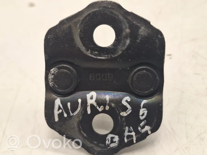 Toyota Auris 150 Trunk lock loop 
