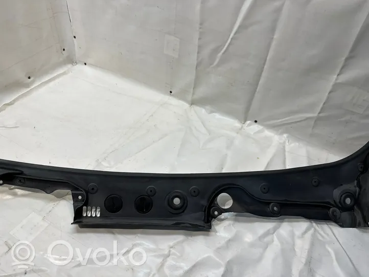 BMW 5 F10 F11 Wiper trim 7203124