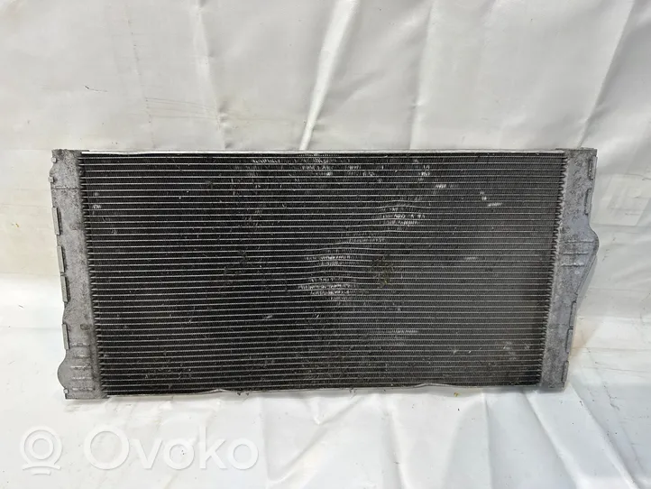 BMW 5 F10 F11 Radiateur de refroidissement 8509176