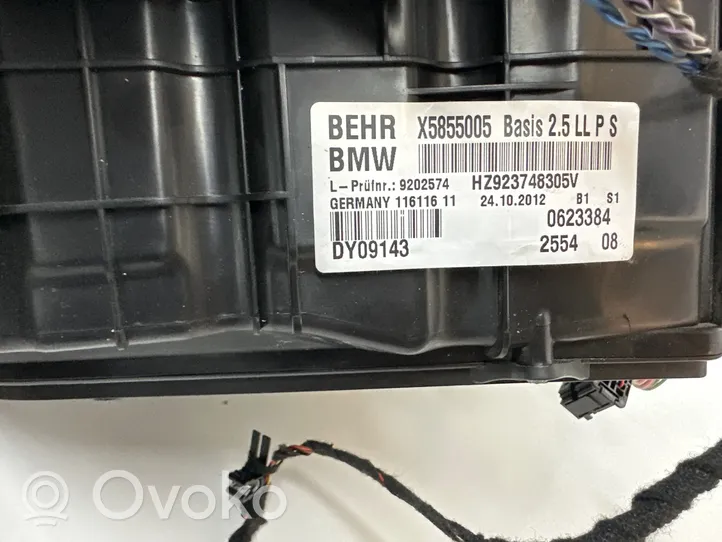 BMW 5 F10 F11 Montaje de la caja de climatización interior X5855005