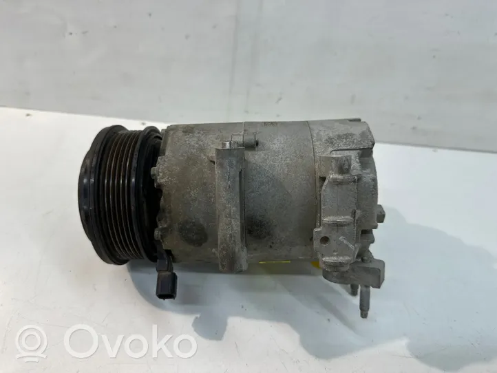Ford Fiesta Ilmastointilaitteen kompressorin pumppu (A/C) AV1119D629AB
