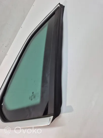 Volkswagen Tiguan Fenêtre latérale avant / vitre triangulaire 43R000101