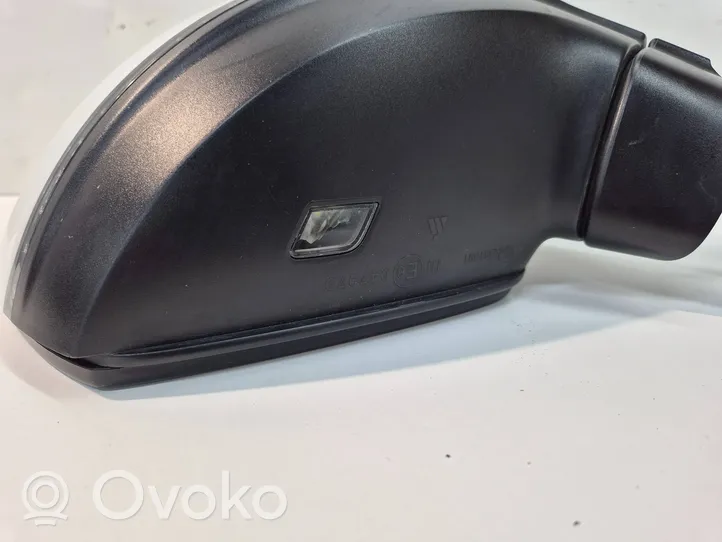 Volkswagen Tiguan Front door electric wing mirror 5NB857502