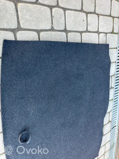 Volkswagen Tiguan Tapis de sol / moquette de cabine arrière 5NA863463