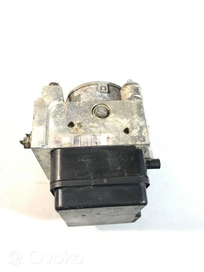 Toyota Hilux (AN10, AN20, AN30) ABS Pump 4451071030