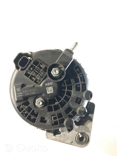 Chevrolet Captiva Alternator 13579114