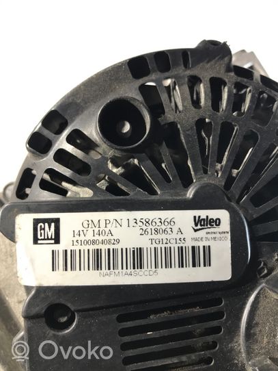 Opel Astra J Alternator 13586366