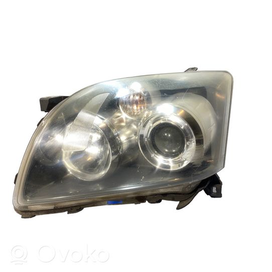 Toyota Avensis T250 Lampa przednia HCHR568