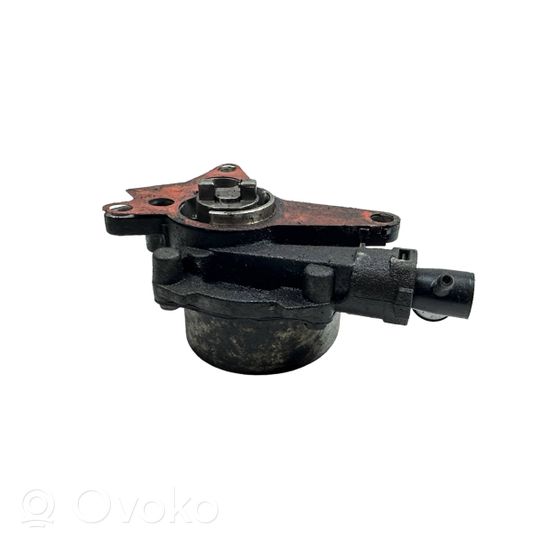 Opel Vivaro Vacuum pump 146503760R