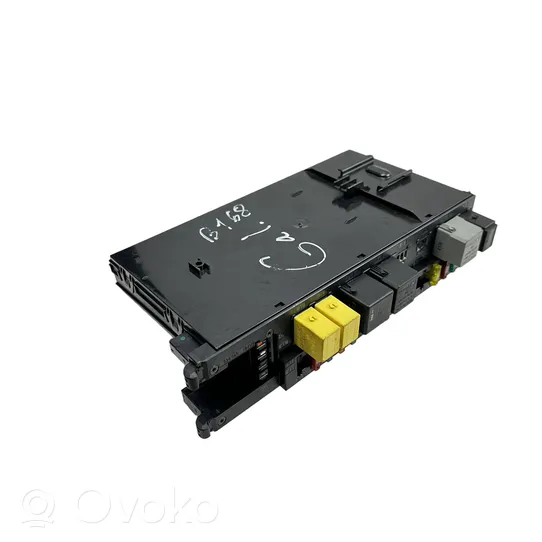 Mercedes-Benz C W203 Module de fusibles 2035451801