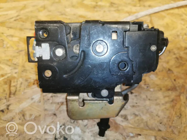 Audi A6 S6 C5 4B Etuoven lukko 4B1837016B