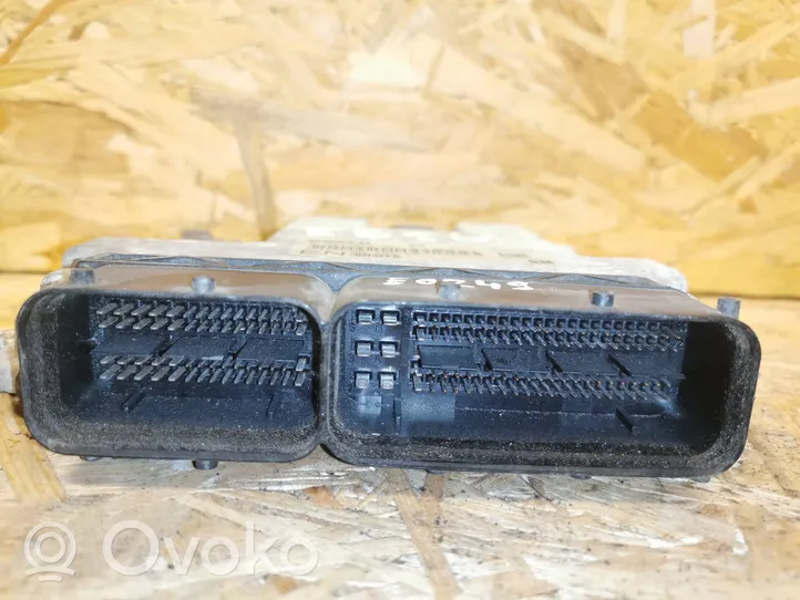 Opel Zafira B Dzinēja vadības bloks 55205621