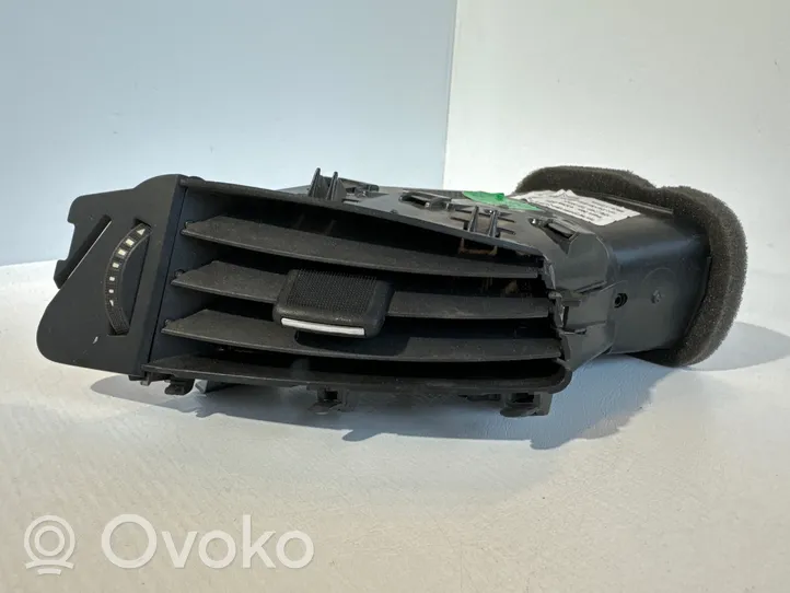 Opel Astra J Copertura griglia di ventilazione laterale cruscotto 13300564