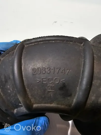 Opel Antara Parte del condotto di aspirazione dell'aria 20831747