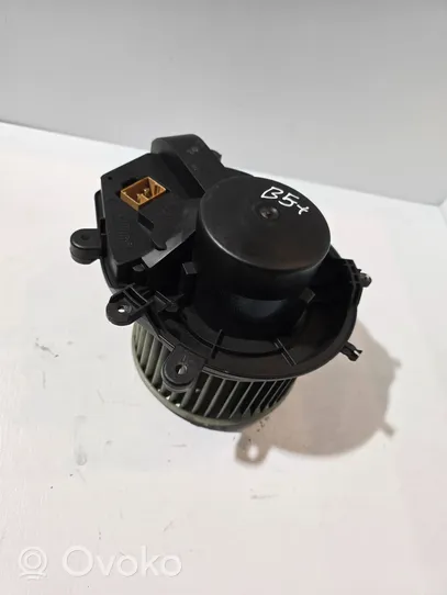 Volkswagen PASSAT B5.5 Ventola riscaldamento/ventilatore abitacolo 740221233f