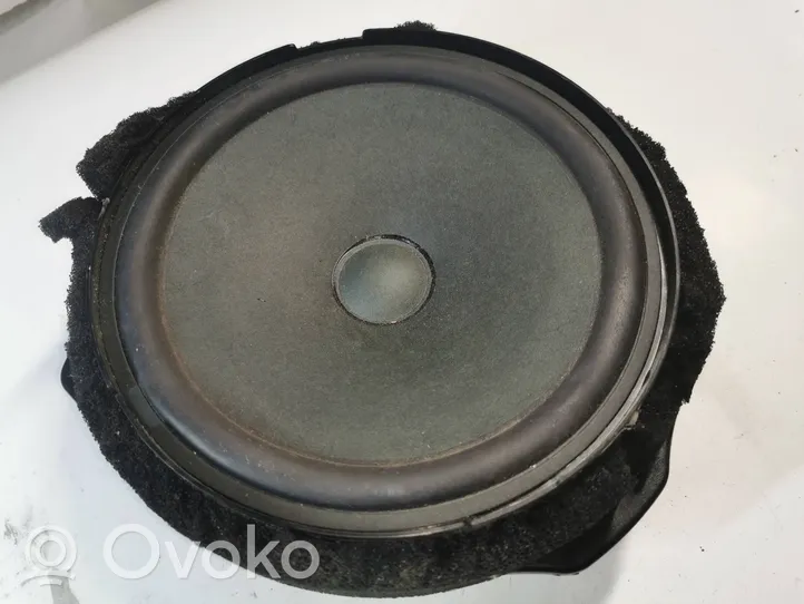 Mercedes-Benz C W204 Front door speaker A2048201902