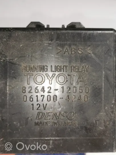 Toyota Hilux (AN10, AN20, AN30) Relais Tagfahrlicht 8264212050