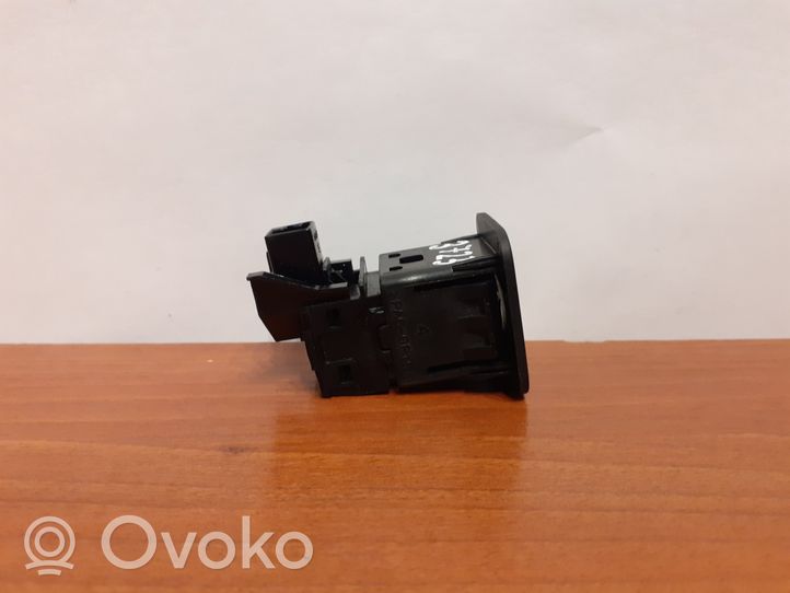 Lexus RX 330 - 350 - 400H Passenger airbag on/off switch 2091W57