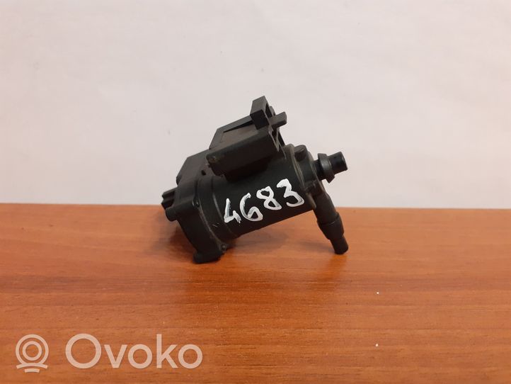 Mercedes-Benz C W203 Valve de freinage A2038000178