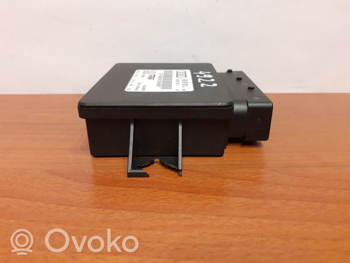 Audi A4 S4 B8 8K Moduł / Sterownik hamulca postojowego EMF 8K0907801J