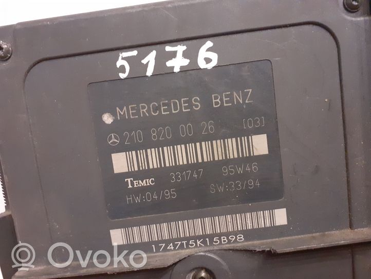 Mercedes-Benz E W210 Module de contrôle carrosserie centrale 2108200026