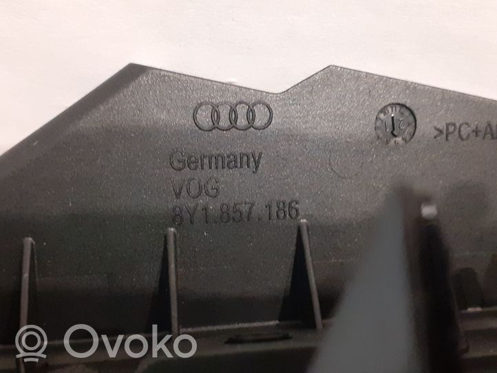 Audi A3 S3 8V Inne części wnętrza samochodu 8Y1857186