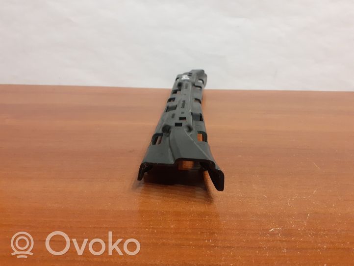 Skoda Kodiaq Staffa angolare del supporto di montaggio del paraurti 565823347