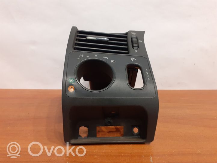 Mercedes-Benz E W210 Copertura griglia di ventilazione cruscotto 9535