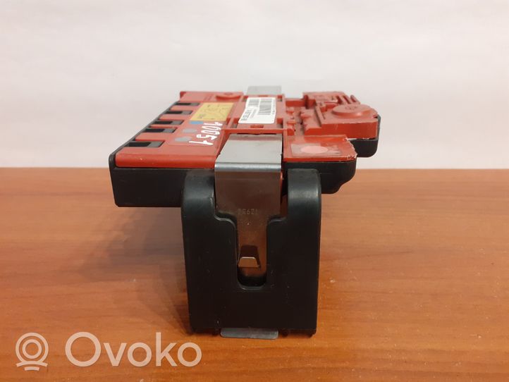 BMW X5 E70 Couvercle de boîtier de batterie 6114697795706