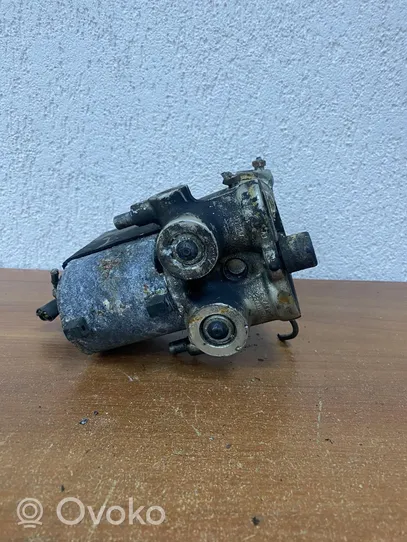 Mercedes-Benz E W124 ABS-pumppu 0265200043