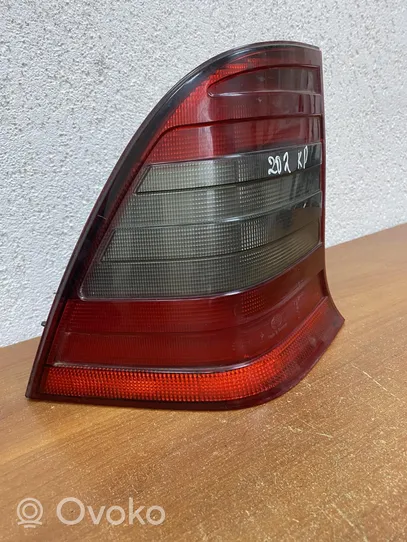 Mercedes-Benz C W202 Luci posteriori 2028203964