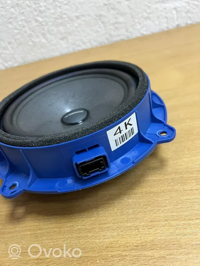 Hyundai Tucson TL Subwoofer-bassokaiutin 96330D7100