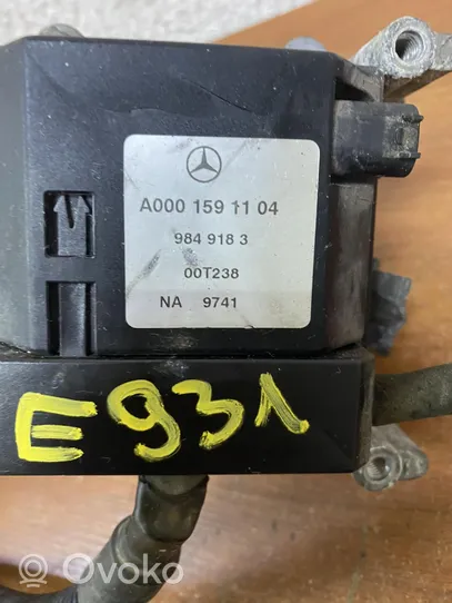 Mercedes-Benz E W210 Autres dispositifs A0001591104