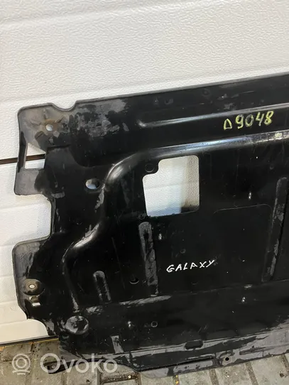 Ford Galaxy Plaque de protection de réservoir de carburant D9048