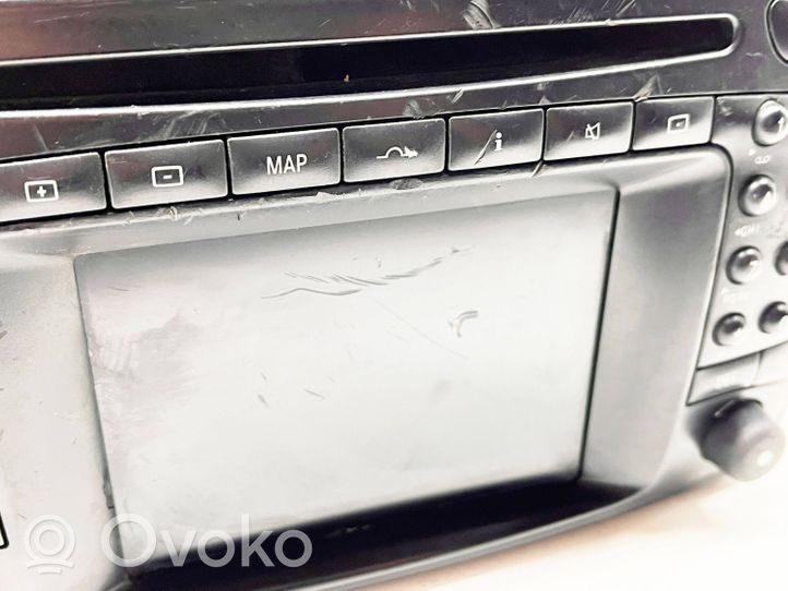 Mercedes-Benz C W203 Radio/CD/DVD/GPS-pääyksikkö A2038209189