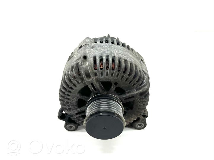 Volkswagen PASSAT B6 Alternator 021903026L