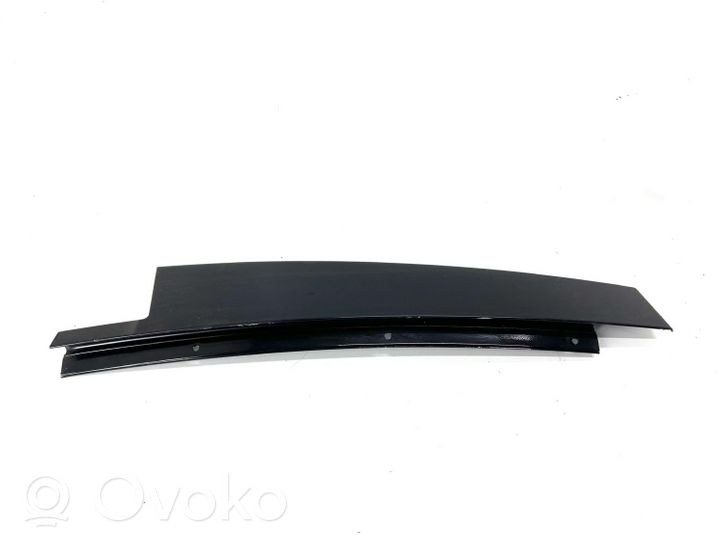 Mercedes-Benz C W204 Rivestimento modanatura del vetro della portiera posteriore A2046900387