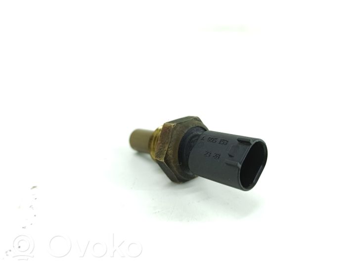 Mercedes-Benz C W204 Sensore temperatura del liquido di raffreddamento a0051532328