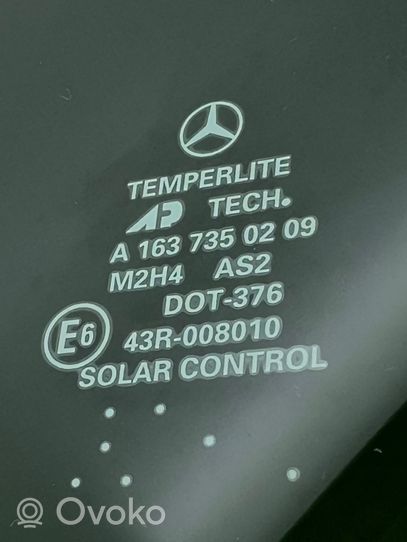 Mercedes-Benz ML W163 Vetro del deflettore posteriore A1637350209