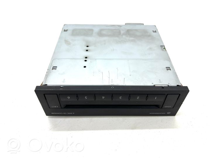 Volkswagen PASSAT B6 CD/DVD changer 3C0035110A