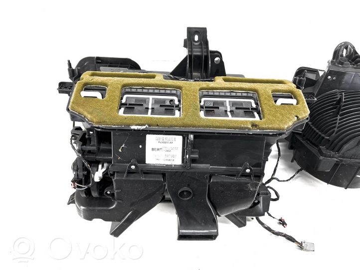 Dodge Challenger Scatola climatizzatore riscaldamento abitacolo assemblata P68430171AA