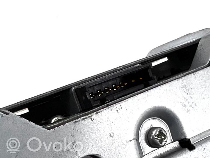 Volvo XC90 Pystyantennivahvistin 30657501