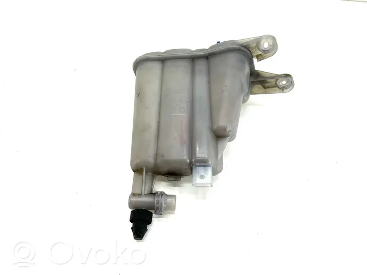 Audi A5 8T 8F Vase d'expansion / réservoir de liquide de refroidissement 8K01214030