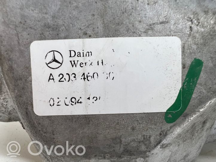 Mercedes-Benz C W203 Eje de la columna de dirección A2034620205