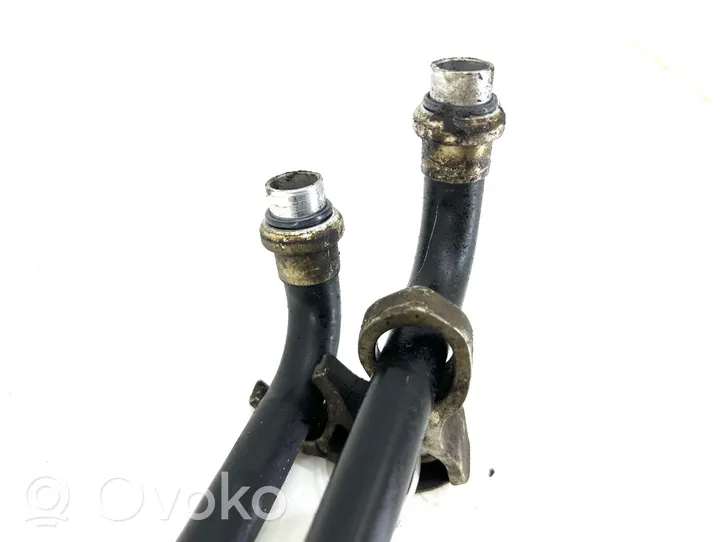 BMW X5 E70 Tubo flessibile del radiatore dell’olio del cambio 7795490