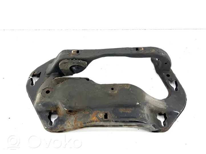 BMW X5 E70 Gearbox mounting bracket 