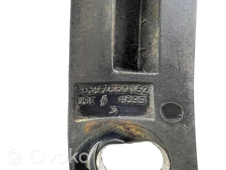 Mercedes-Benz Vito Viano W639 Sliding door lock loop/hook striker A6397660162