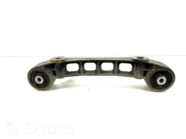 Mercedes-Benz Vito Viano W639 Support de différentiel arrière A6393530347