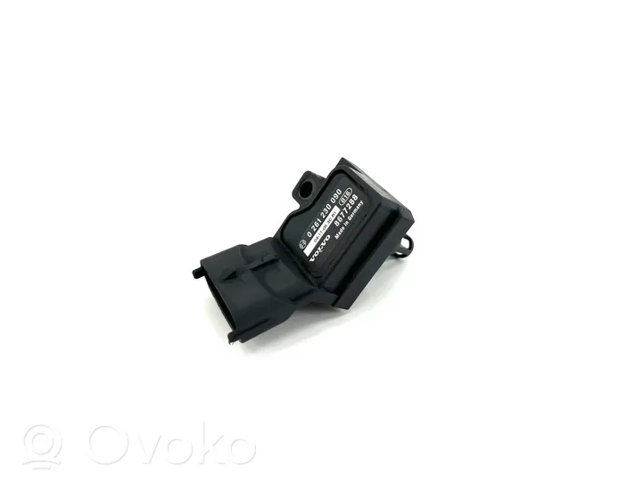 Volvo XC90 Sensore di pressione 8677288