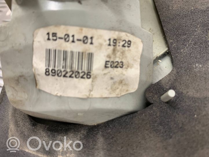 Toyota Avensis T220 Takaluukun takavalot 89022026